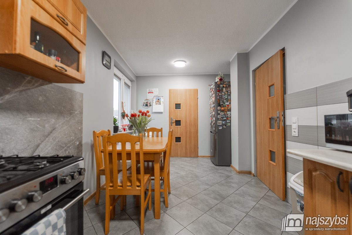 DOLICE - Piękny dom wolnostojący 260m2 + ogródek (29)