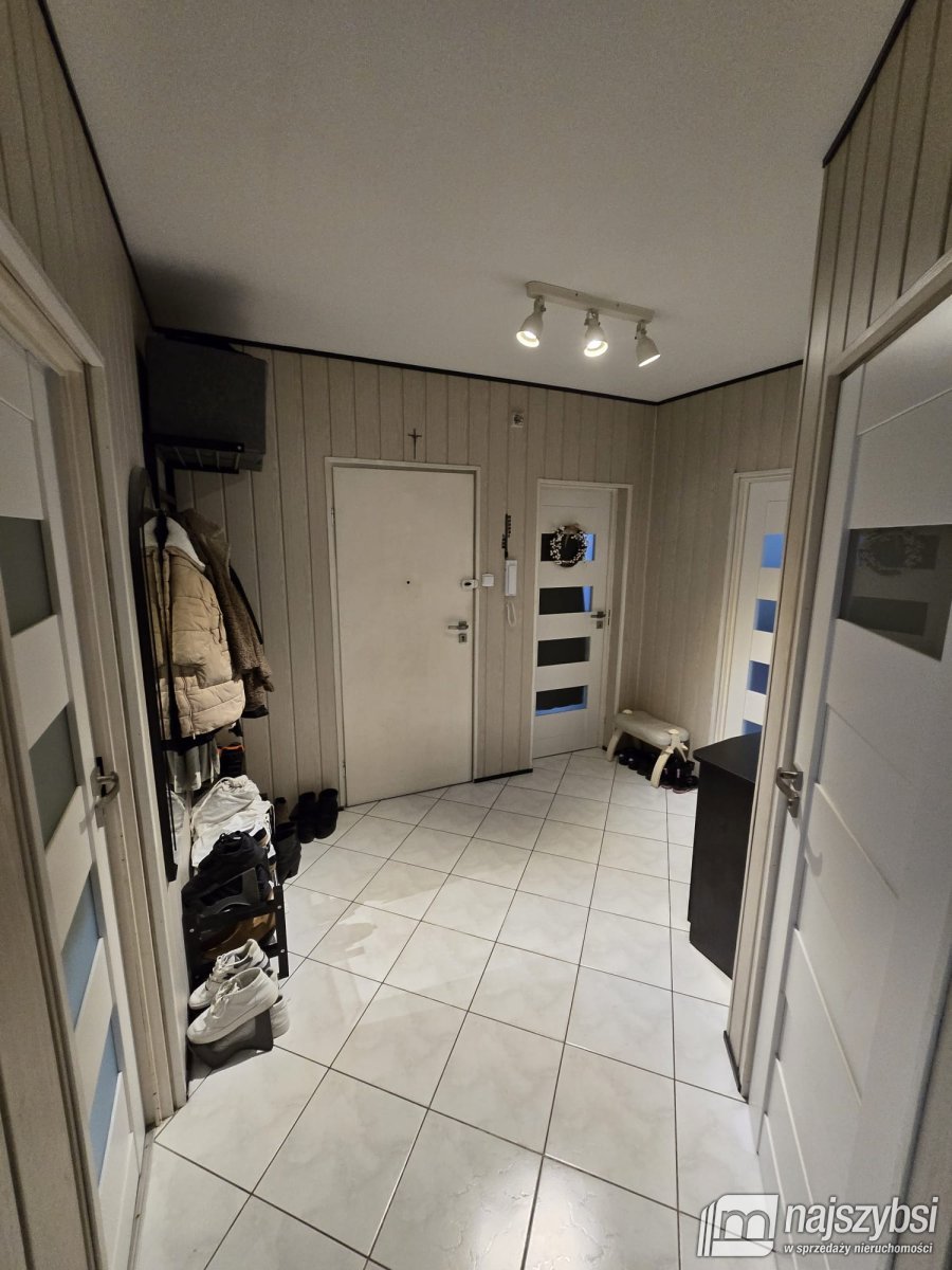 STARGARD - 3 pokoje z balkonem, ścisłe centrum (11)