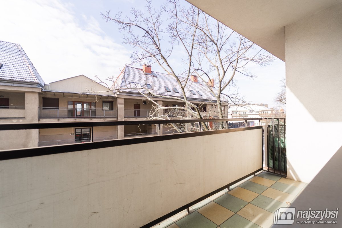 STARGARD - 3 pokoje z balkonem, ścisłe centrum (16)