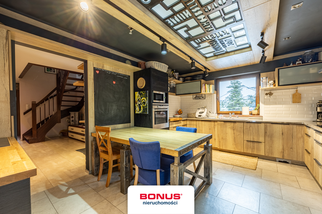 Dom z charakterem w sąsiedztwie lasu (8)