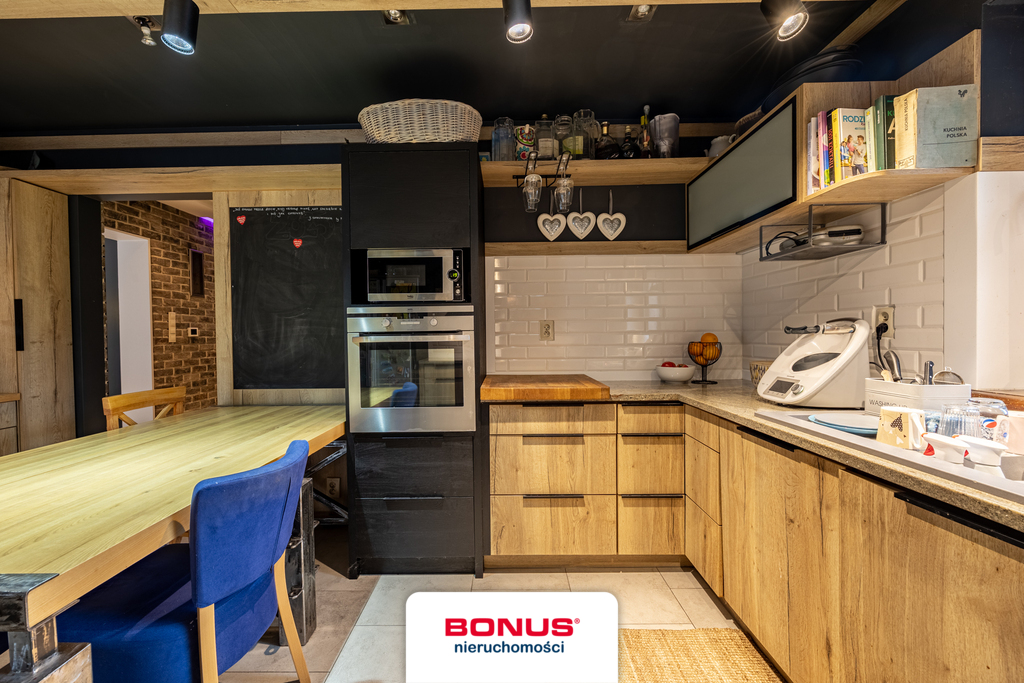 Dom z charakterem w sąsiedztwie lasu (11)