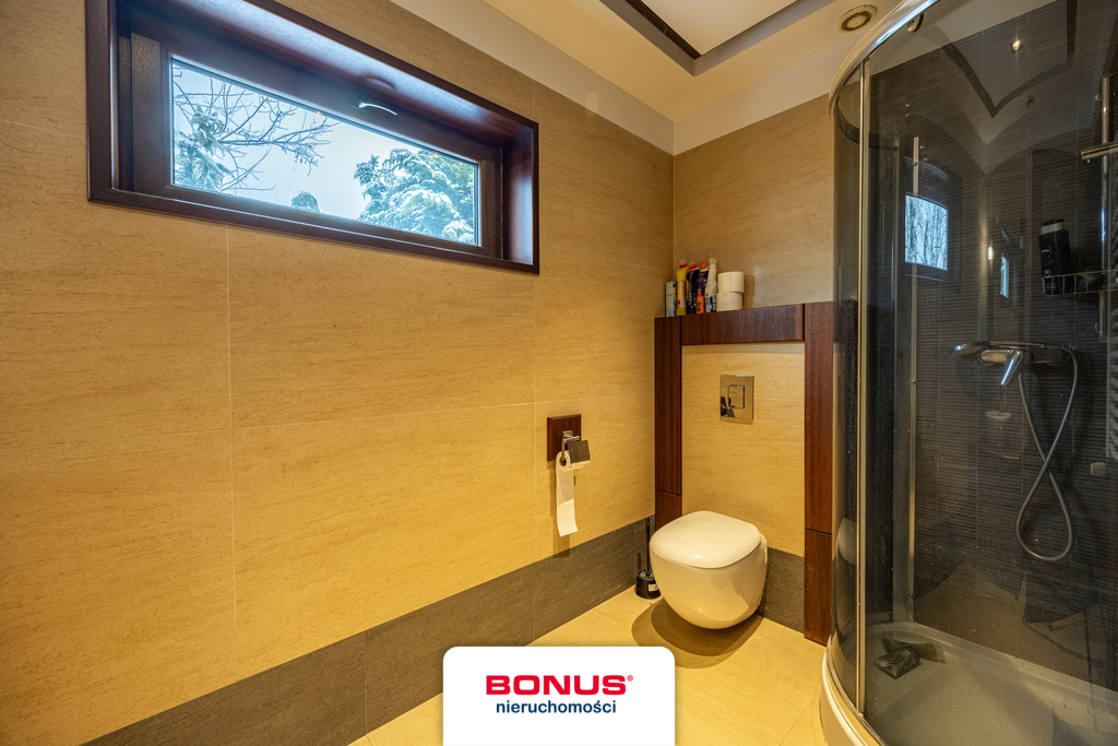 Dom z charakterem w sąsiedztwie lasu (14)