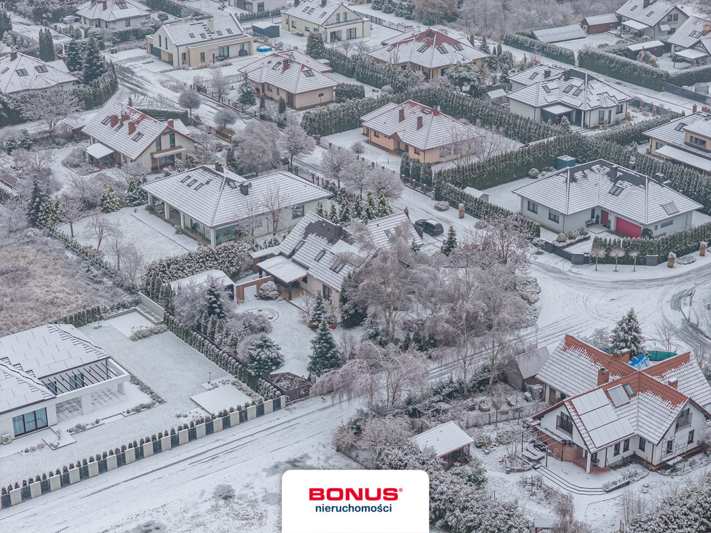 Dom z charakterem w sąsiedztwie lasu (25)