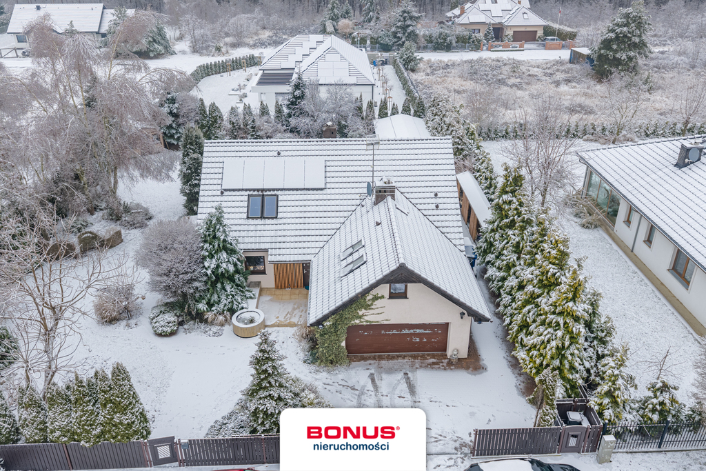 Dom z charakterem w sąsiedztwie lasu (28)