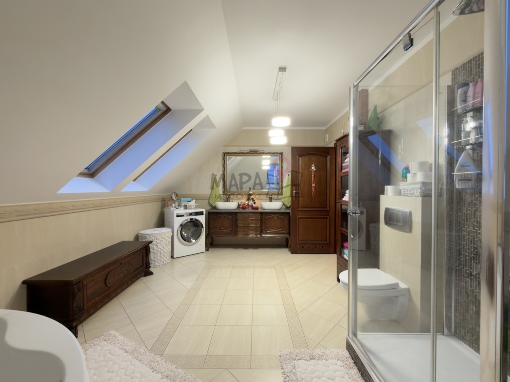 Stylowy duży dom w Świnoujściu - Przytór (18)