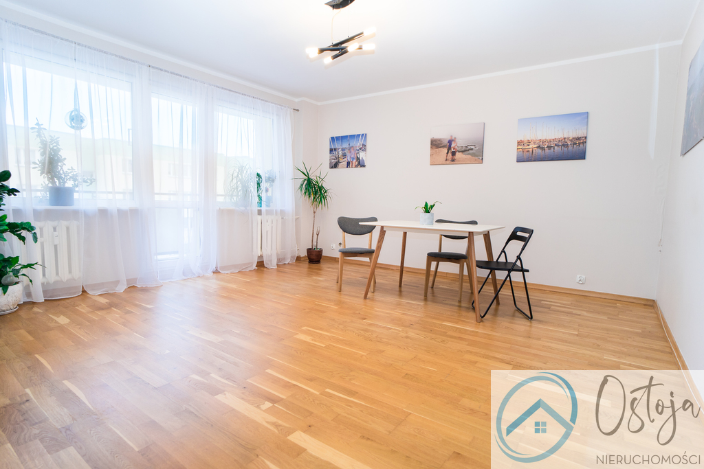 4 pokojowe własnościowe, oś. Majowe (12)