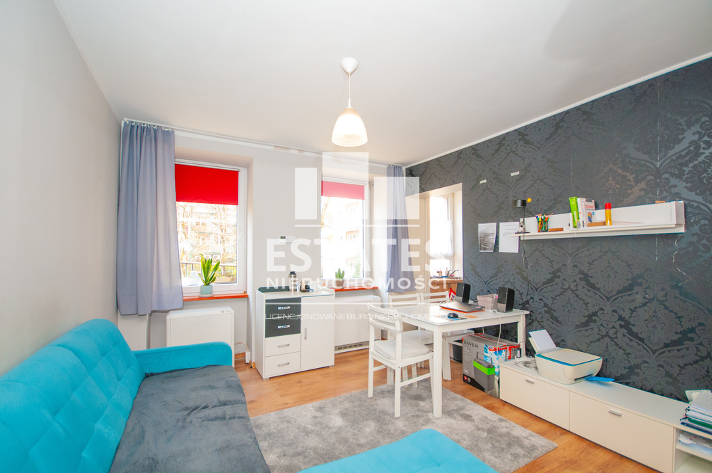 al. Wyzwolenia blisko parku (3)