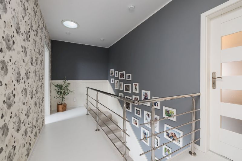 Dwupoziomowy apartament będący namiastką domu. (8)