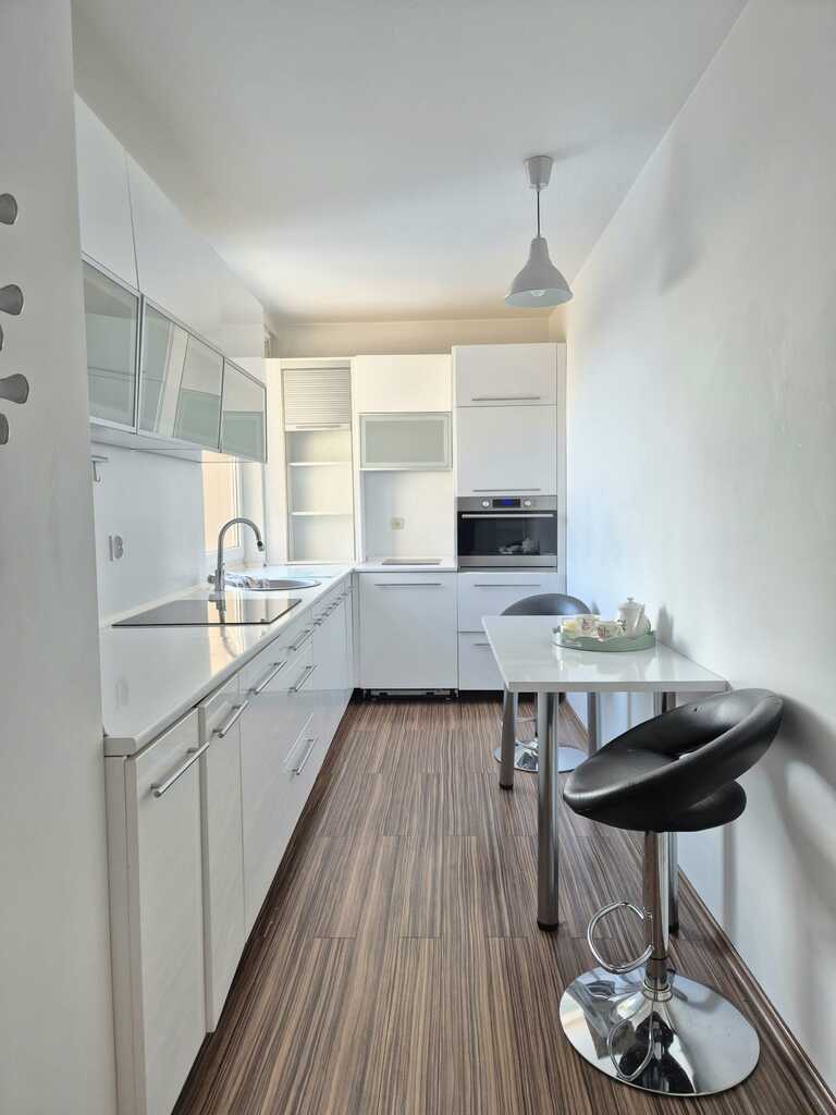 Przestronne mieszkanie 3pokoje z loggią w Policach (4)