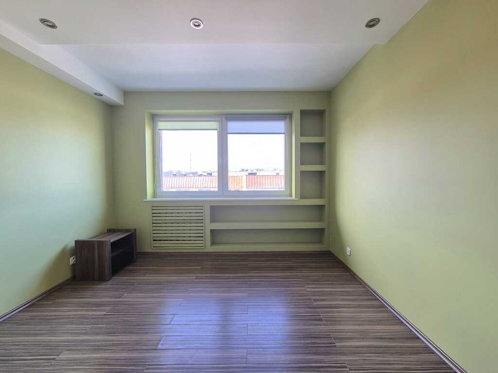 Przestronne mieszkanie 3pokoje z loggią w Policach (8)