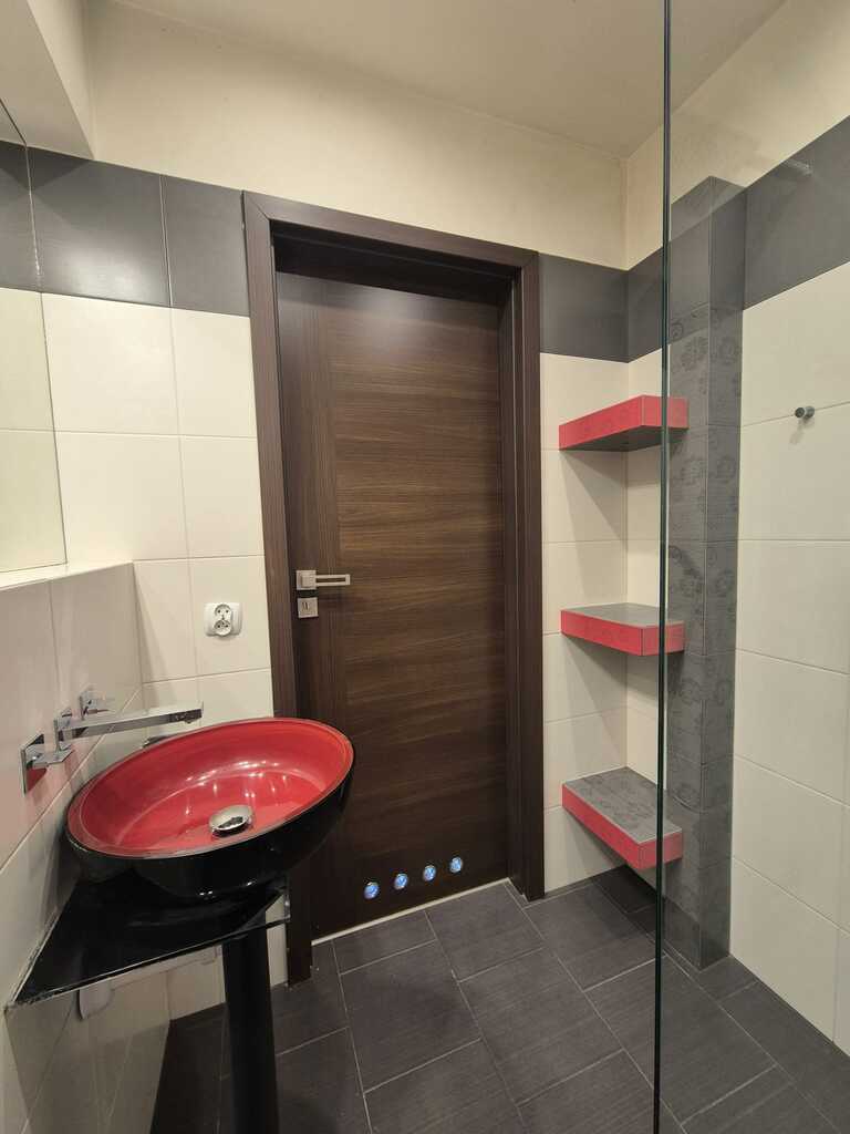 Przestronne mieszkanie 3pokoje z loggią w Policach (12)