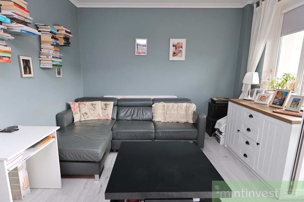 Mieszkanie 3 pokojowe z balkonem (3)