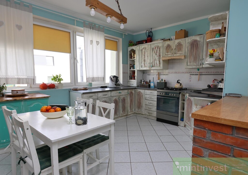 Mieszkanie 3 pokojowe z balkonem (8)