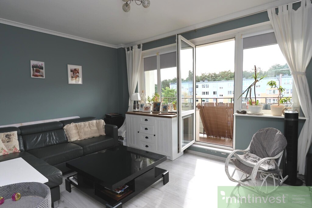 Mieszkanie 3 pokojowe z balkonem (2)