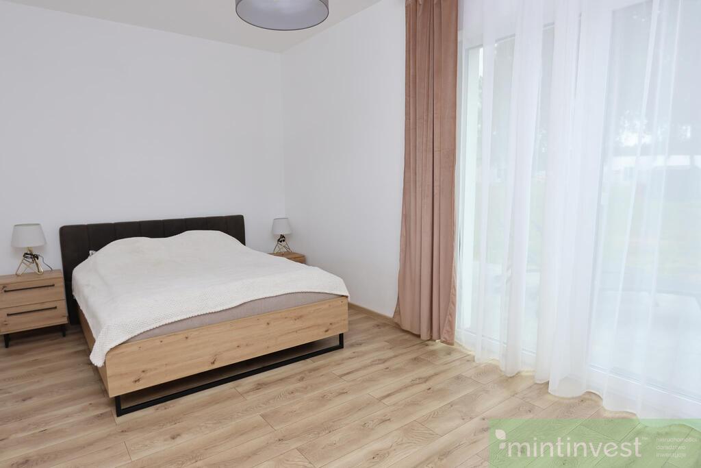 Nowoczesny dom w atrakcyjnej lokalizacji (15)