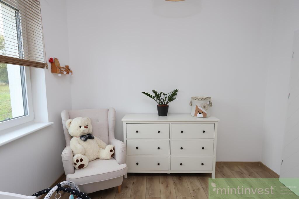 Nowoczesny dom w atrakcyjnej lokalizacji (12)