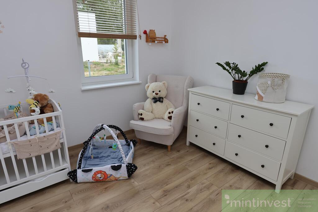 Nowoczesny dom w atrakcyjnej lokalizacji (11)