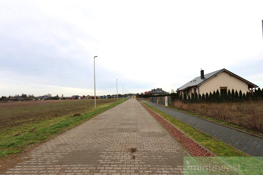 DZIAŁKA BUDOWLANA Z MEDIAMI PRZYBIERNÓW (8)