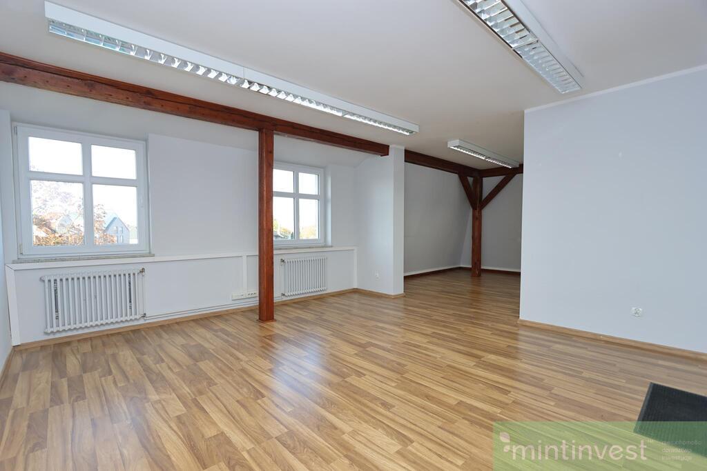 Przestronny lokal użytkowy w centrum miasta (1)