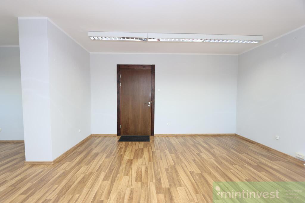 Przestronny lokal użytkowy w centrum miasta (3)