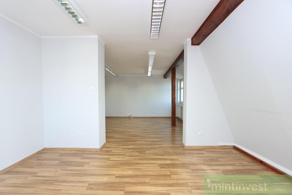 Przestronny lokal użytkowy w centrum miasta (6)