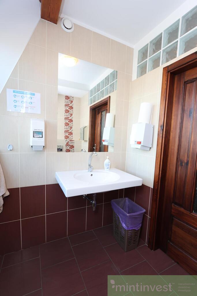 Przestronny lokal użytkowy w centrum miasta (10)