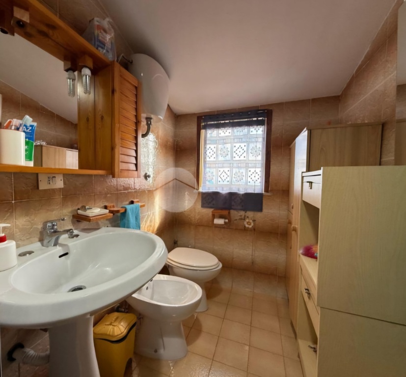 Mieszkanie z widokiem na Morze Tyreńskie- Włochy (3)