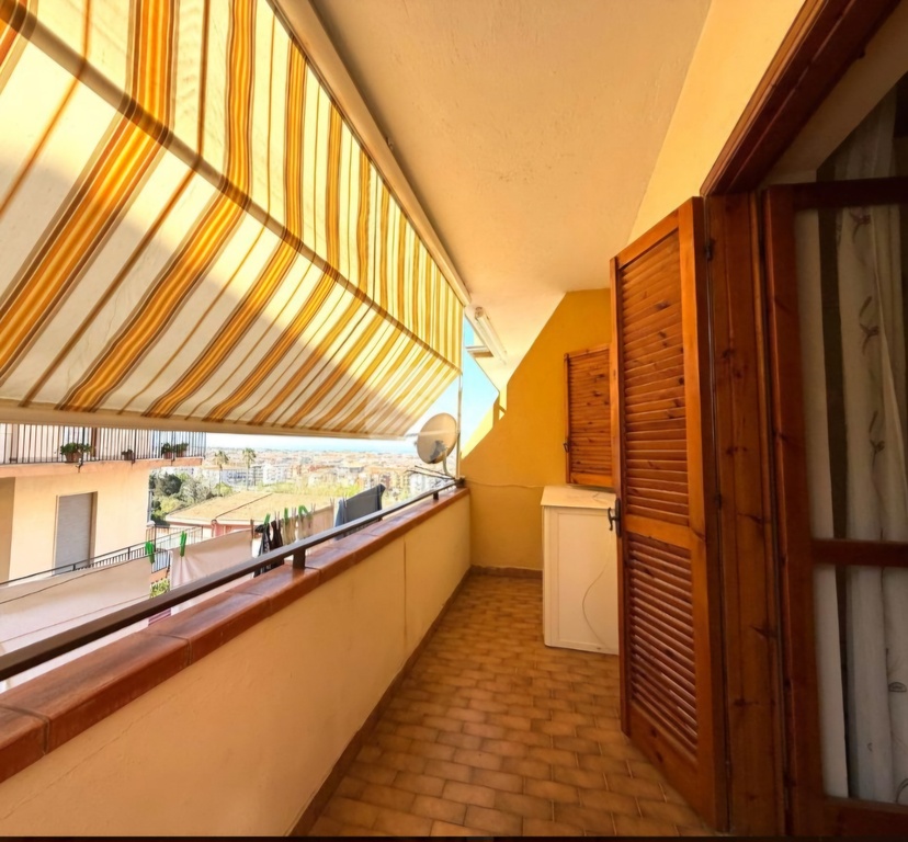 Mieszkanie z widokiem na Morze Tyreńskie- Włochy (12)