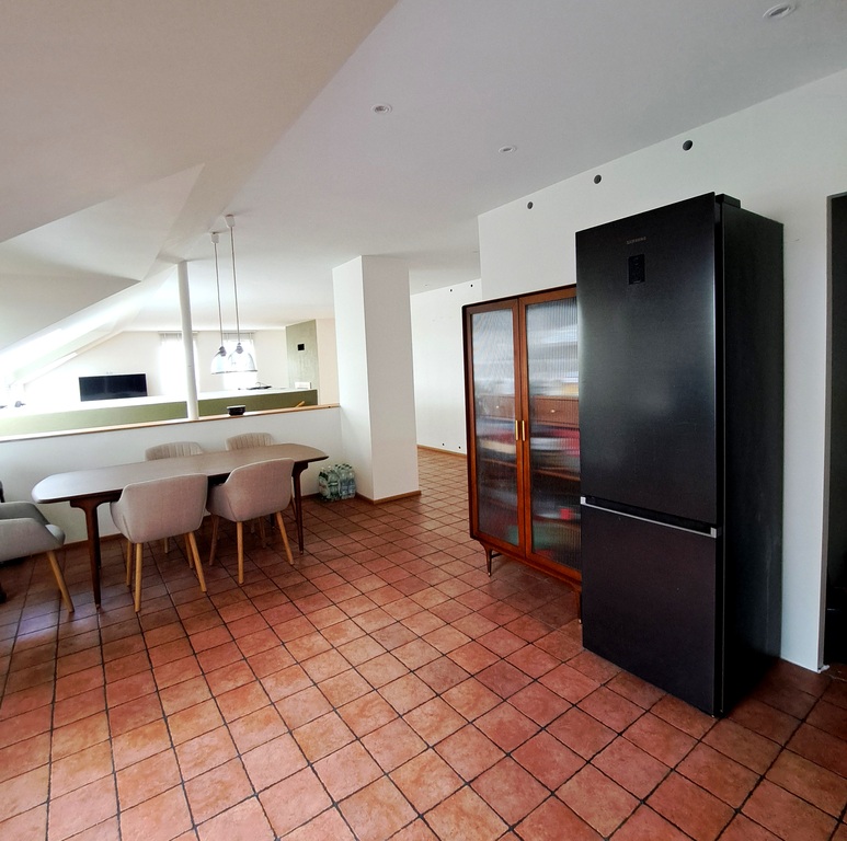 Mieszkanie z potencjałem na Mierzynie (10)