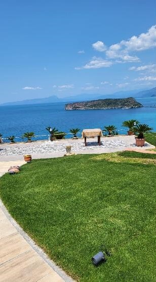 Trzypokojowe mieszkanie na osiedlu z basenem (9)