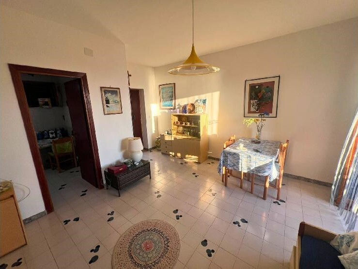 Trzypokojowe mieszkanie z widokiem na morze (7)