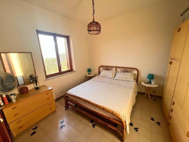 Trzypokojowe mieszkanie z widokiem na morze (11)