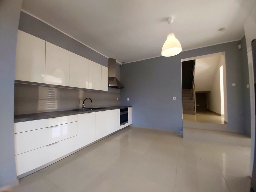 Warszewo - dom wolnostojący z ogródem i garażem (3)