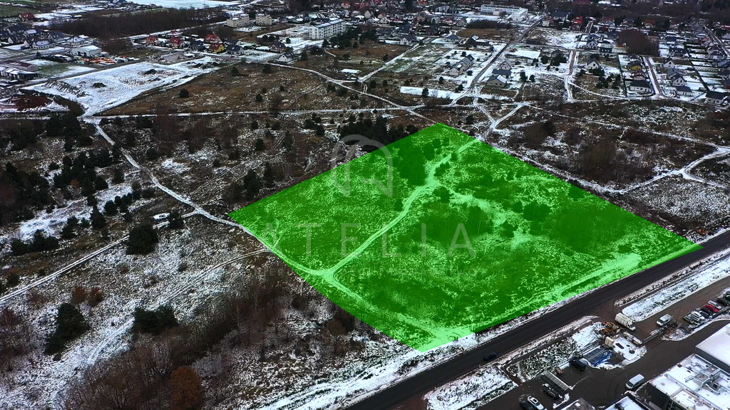 Działka komercyjna pod planem (1)