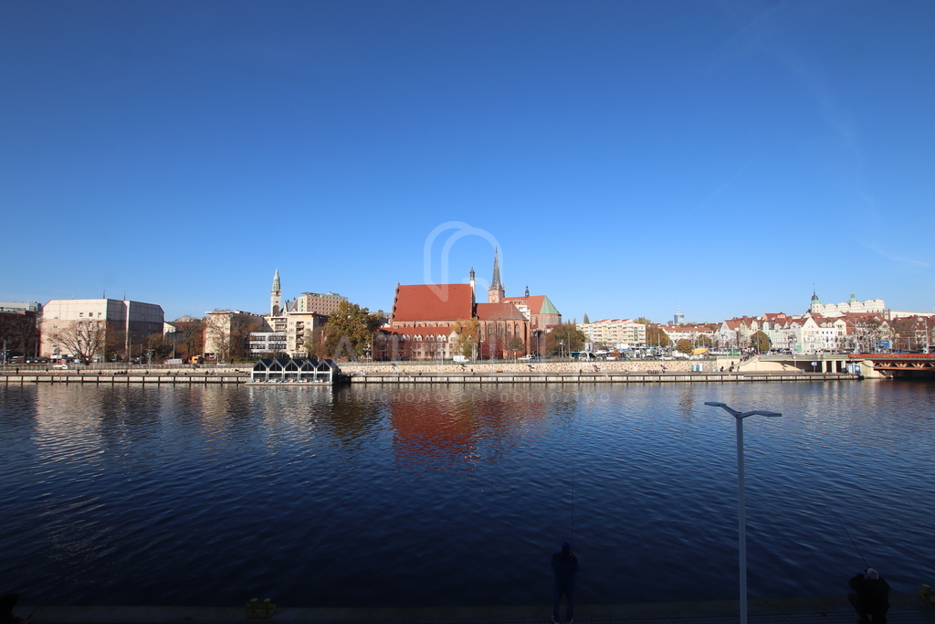 Apartament na wynajem z widokiem na Odrę (12)