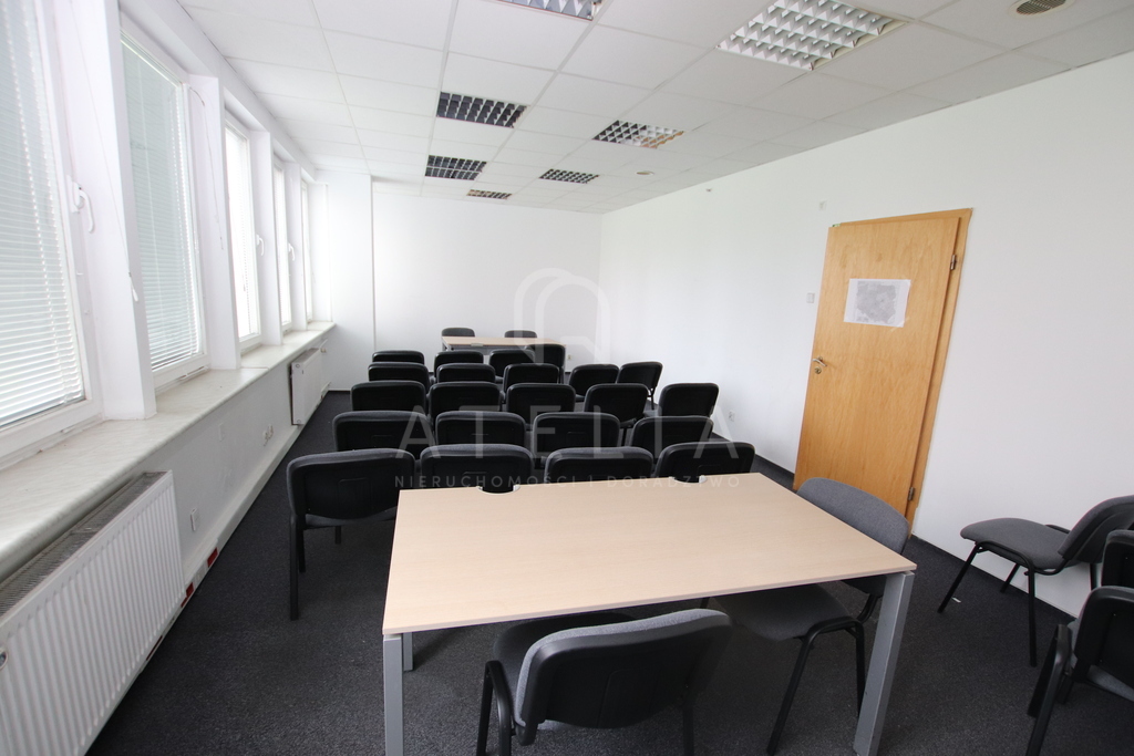 Biuro i sala konferencyjna do wynajęcia (2)