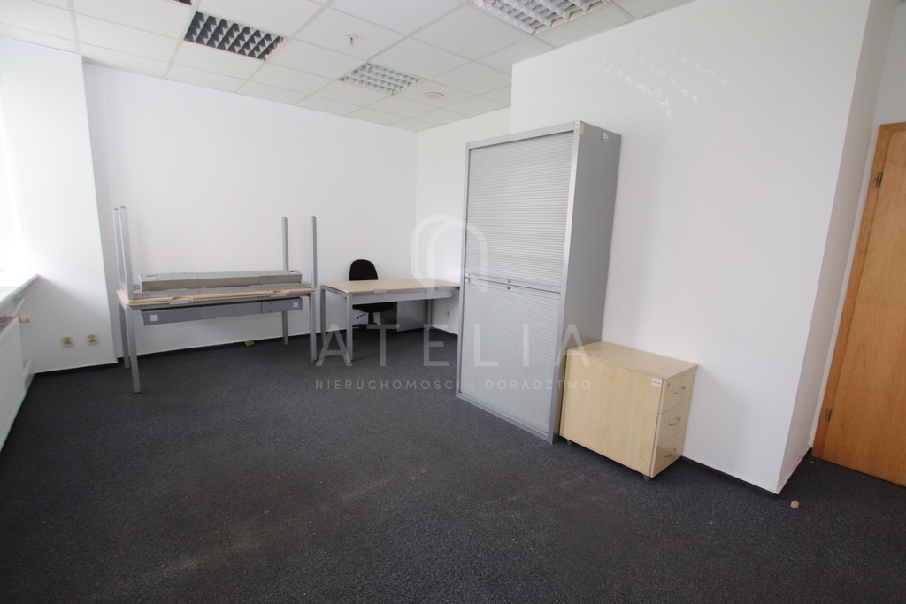 Biuro i sala konferencyjna do wynajęcia (4)