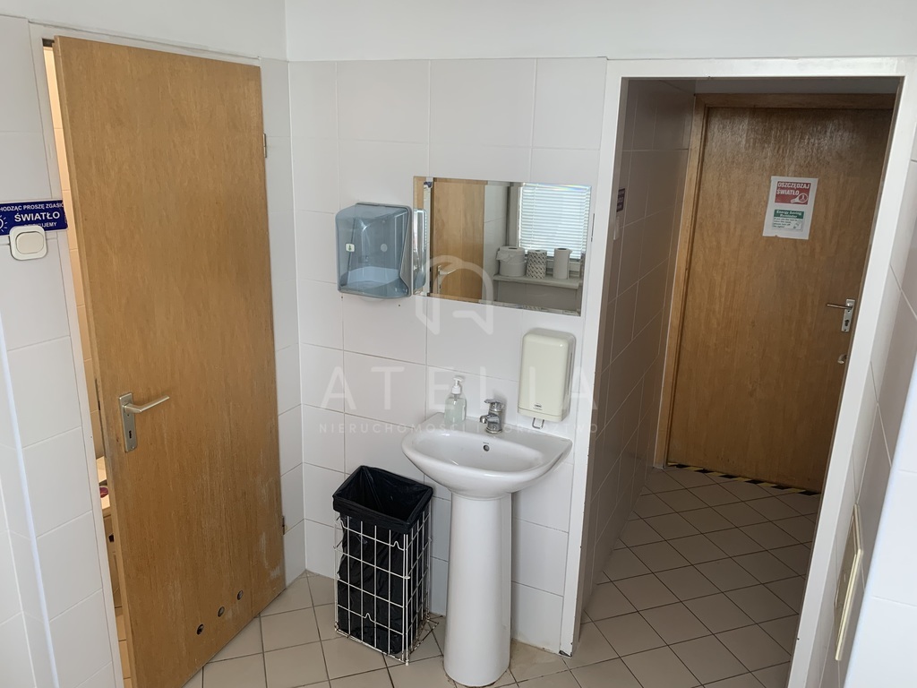 Biuro i sala konferencyjna do wynajęcia (8)