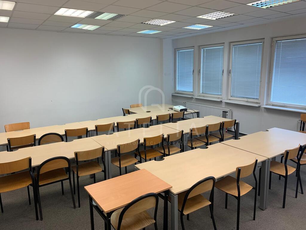 Sala konferencyjno-biurowa 47 m2 - gotowa do pracy (3)