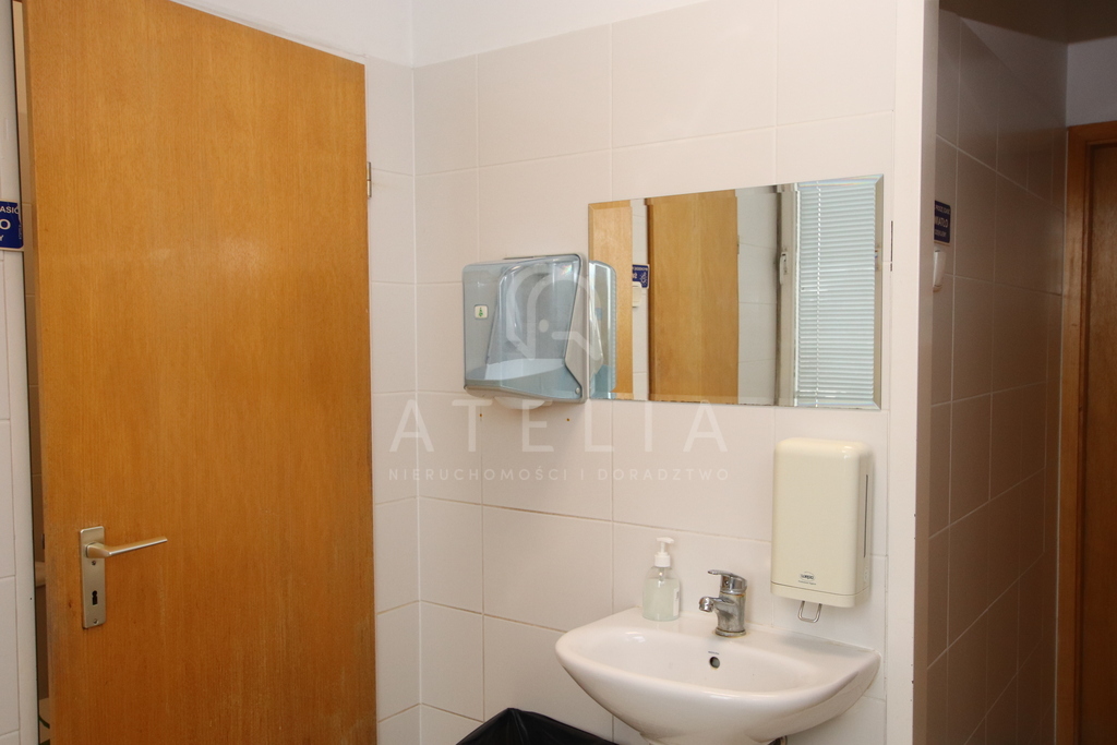 Sala konferencyjno-biurowa 47 m2 - gotowa do pracy (6)