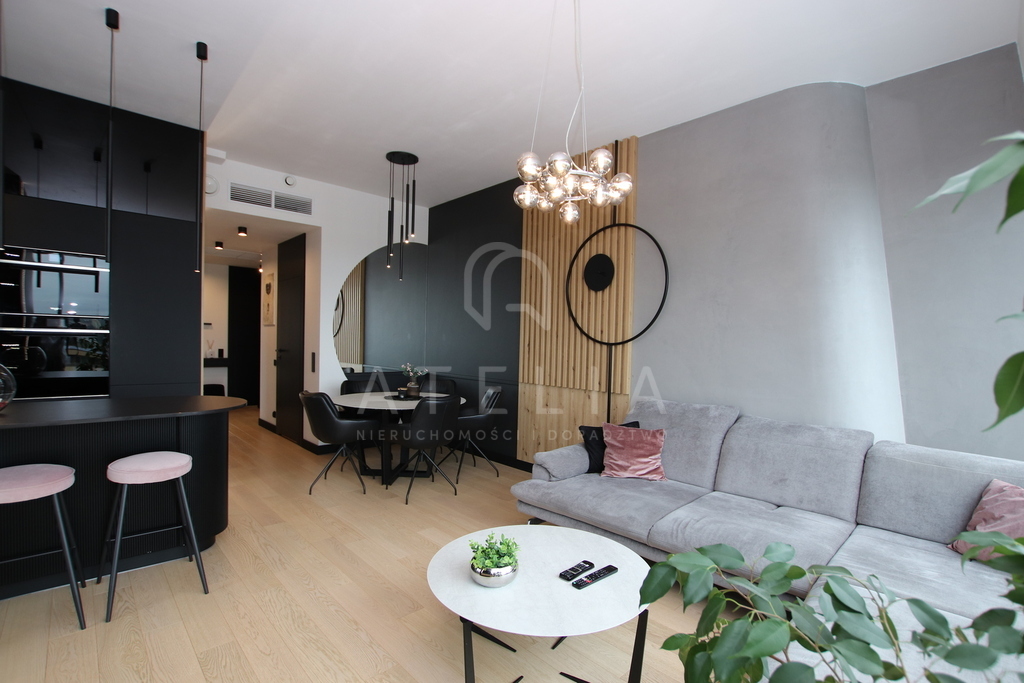 Apartament 3 pokoje z loggią w Hanza Tower (14)