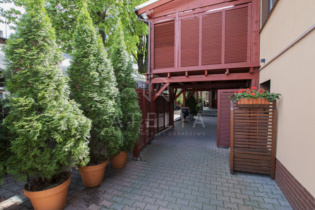 Wyjątkowa nieruchomość inwestycyjna - Plac Borek 8 (2)