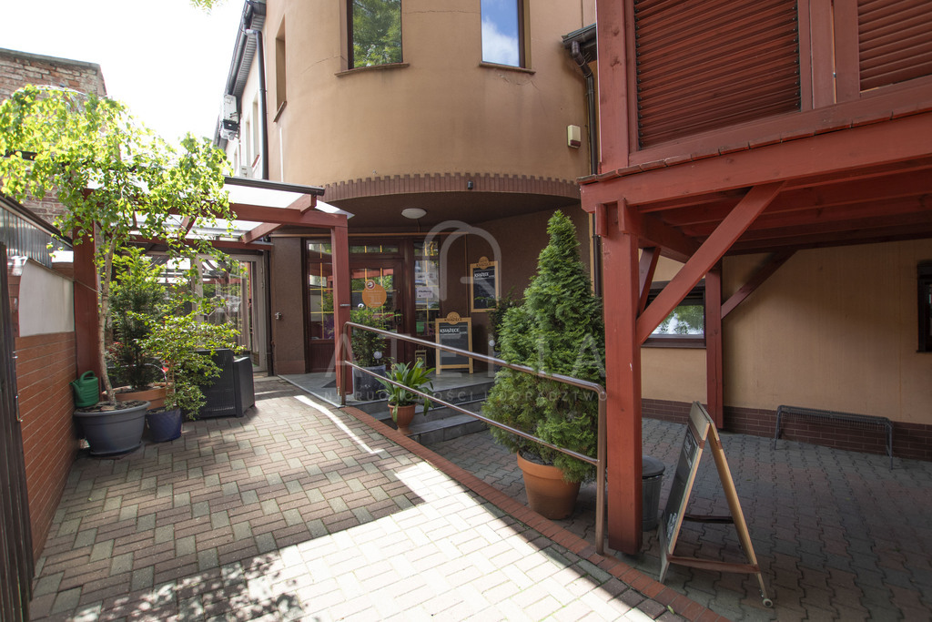 Wyjątkowa nieruchomość inwestycyjna - Plac Borek 8 (4)