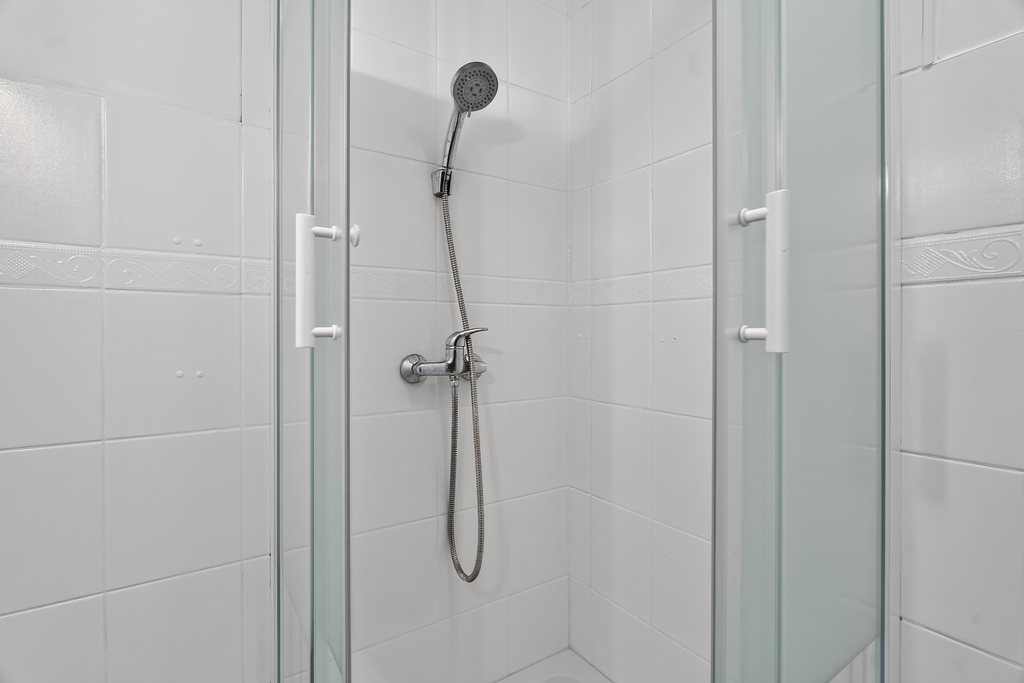 Rezerwacja. Mieszkanie 4 pok. z balkonem. (13)