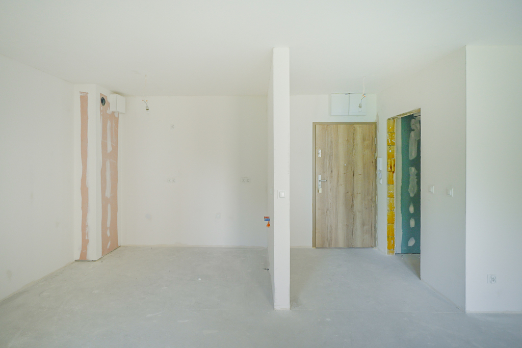 Kawalerka w stanie deweloperskim (1)