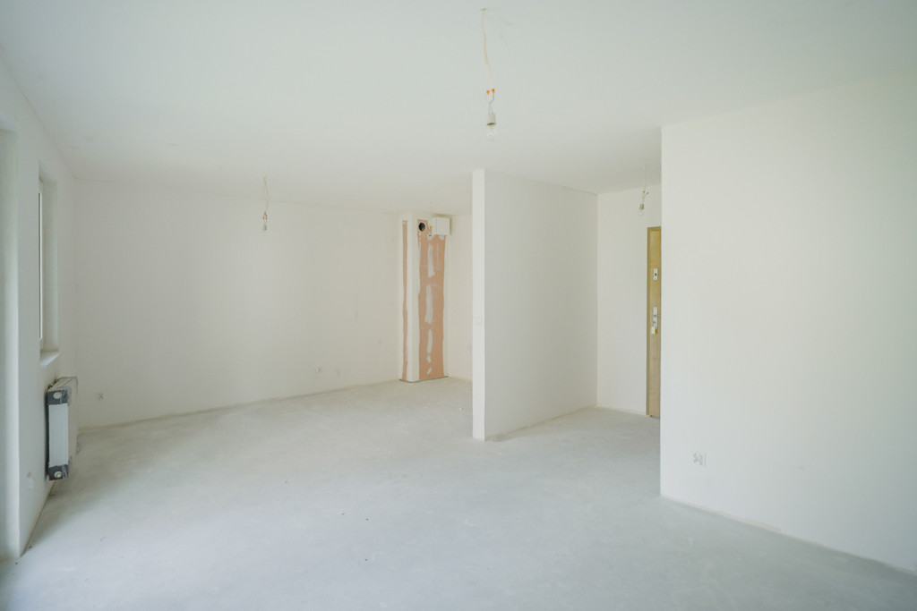 Kawalerka w stanie deweloperskim (2)