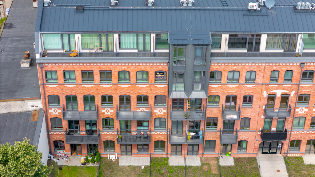 Nowoczesny loftowy apartament w centrum miasta. (30)