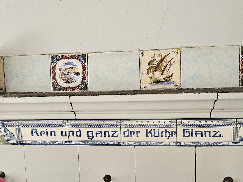 Dwurodzinny dom wolnostojący z przepiękną fasadą (12)