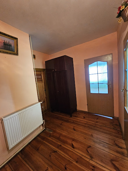 Dwurodzinny dom wolnostojący z przepiękną fasadą (21)