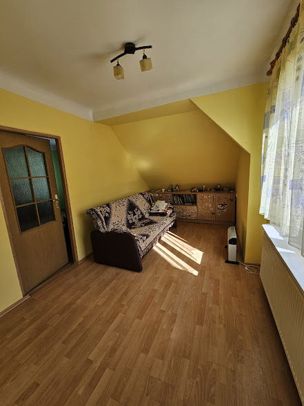 Dwurodzinny dom wolnostojący z przepiękną fasadą (25)